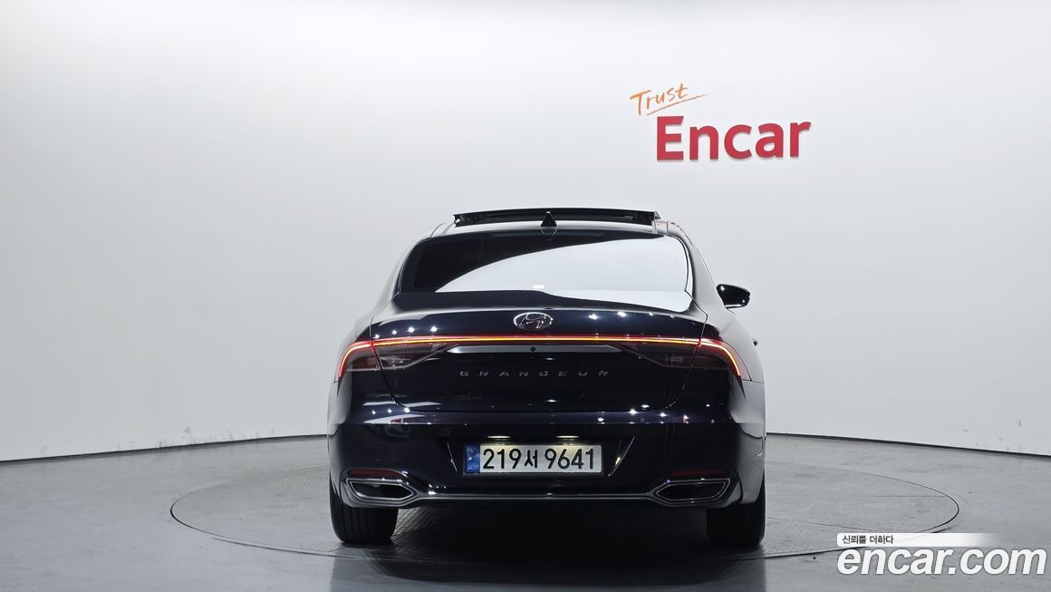 Hyundai Grandeur 2021