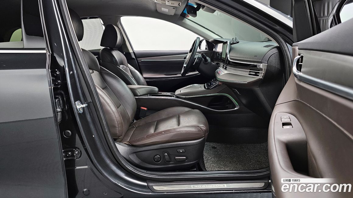 Hyundai Grandeur 2020