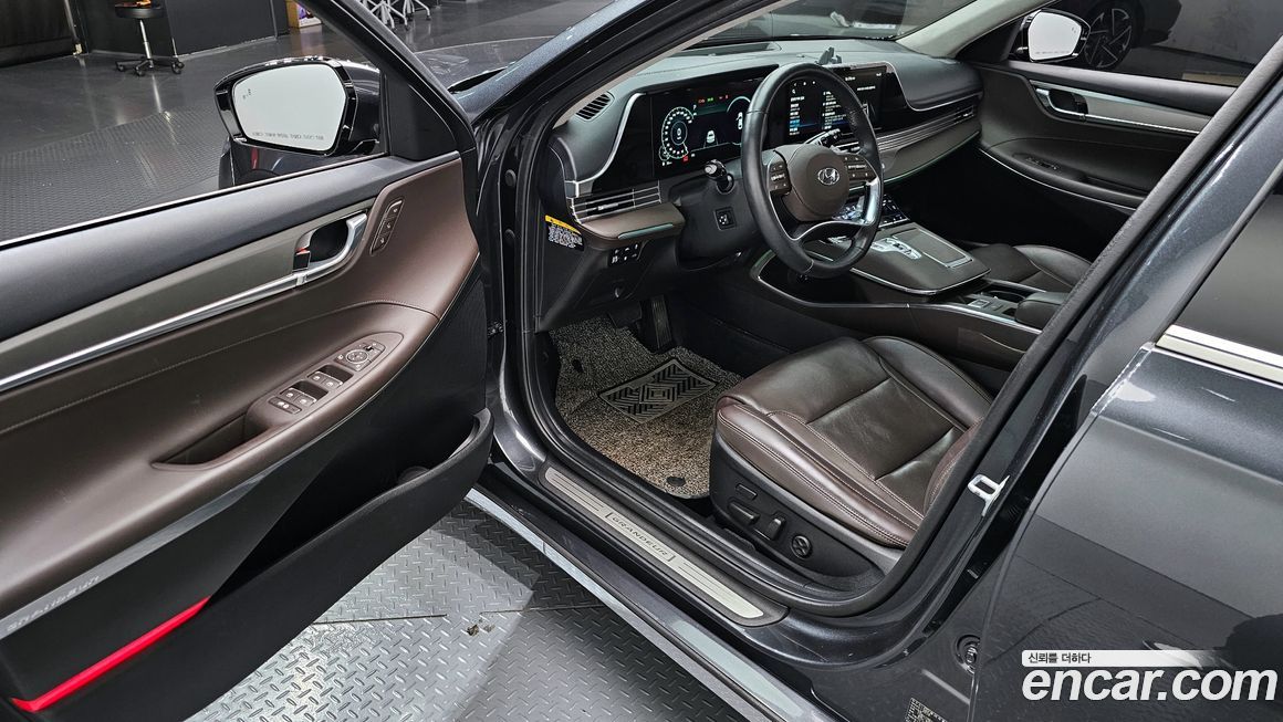 Hyundai Grandeur 2020