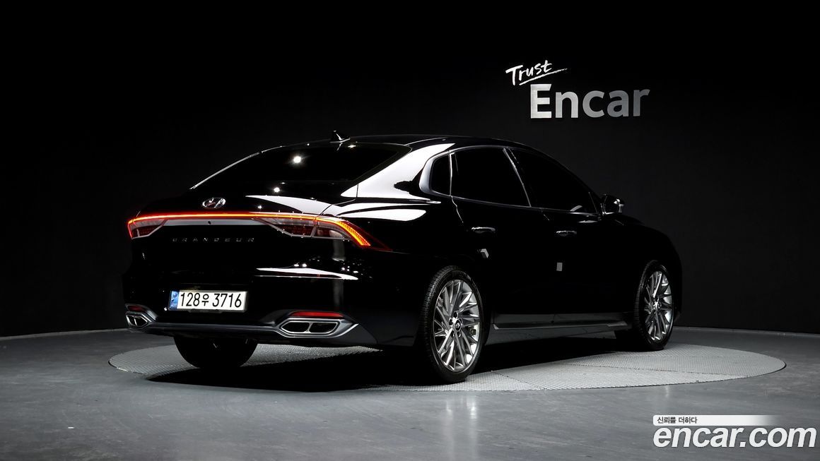 Hyundai Grandeur 2022