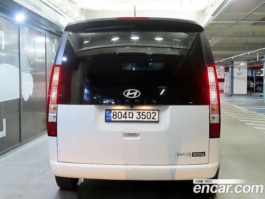 Hyundai Staria 2025