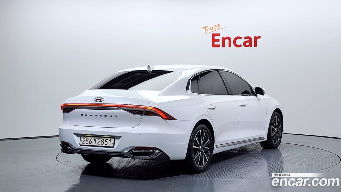 Hyundai Grandeur 2022
