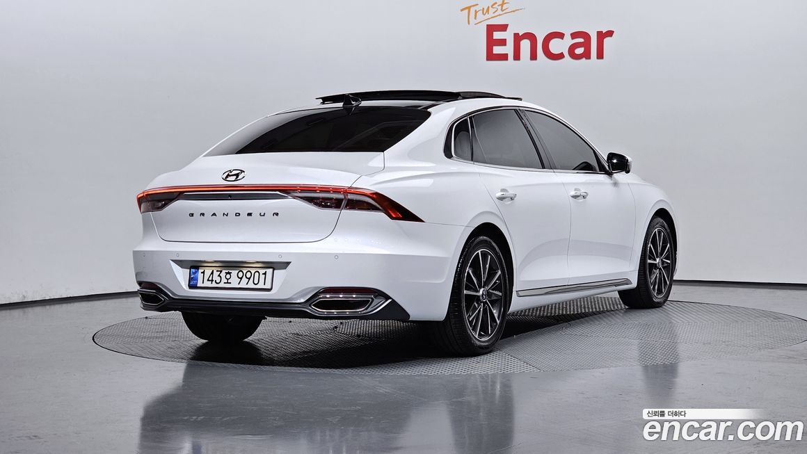 Hyundai Grandeur 2022