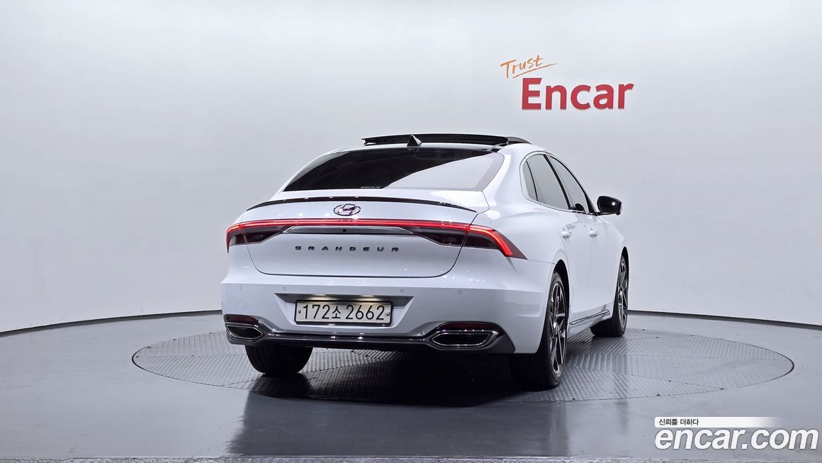 Hyundai Grandeur 2022