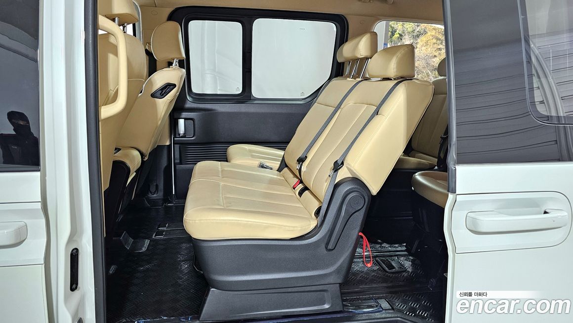 Hyundai Staria 2022