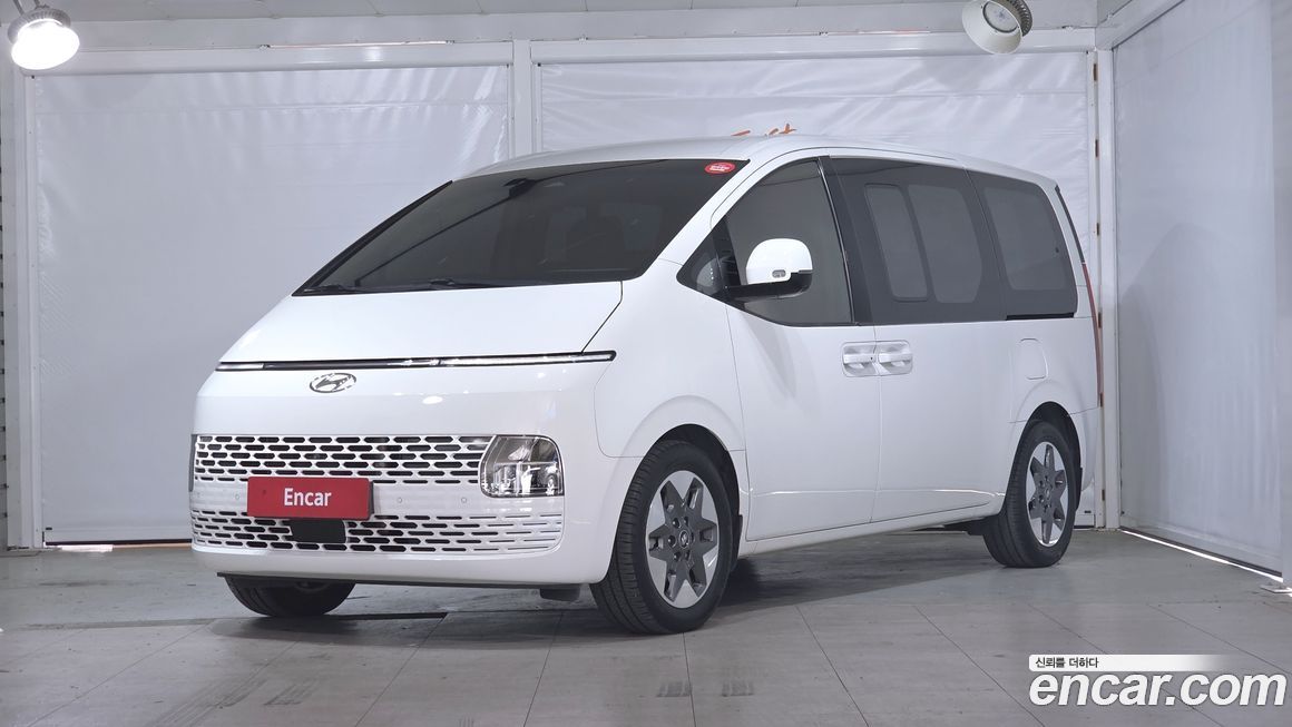Hyundai Staria 2022