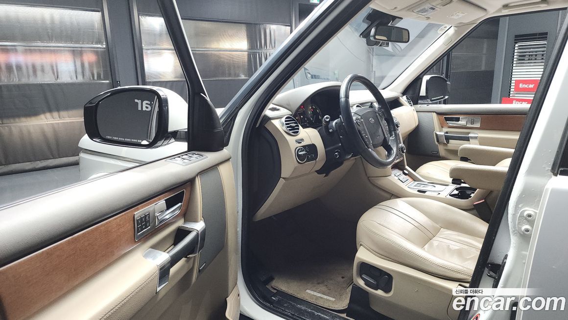 Land Rover Discovery 2016