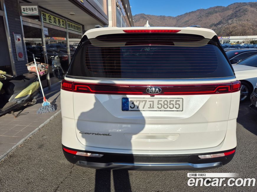 Kia Canival 2021
