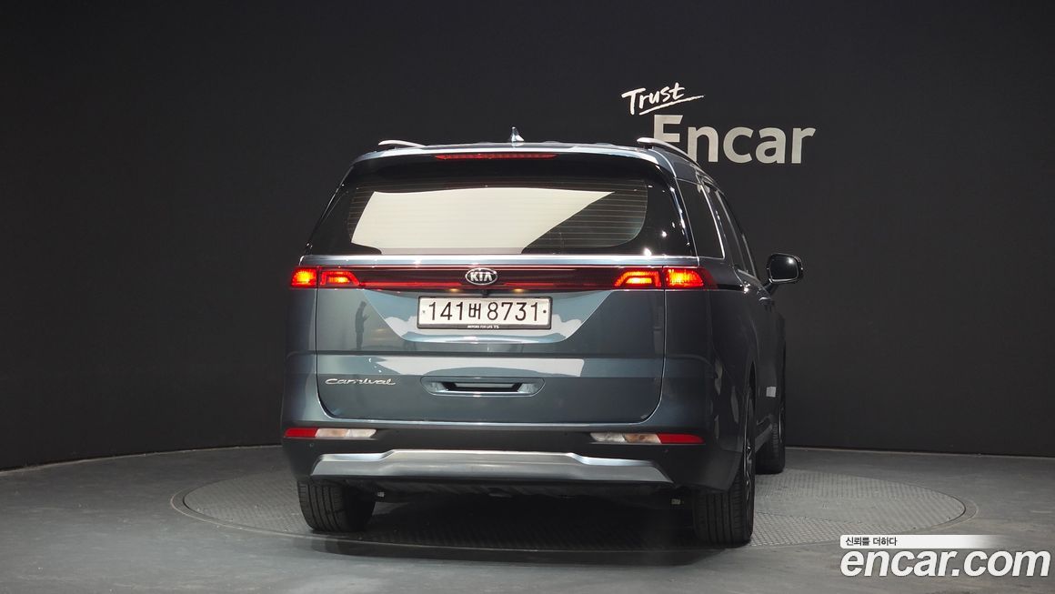 Kia Canival 2021