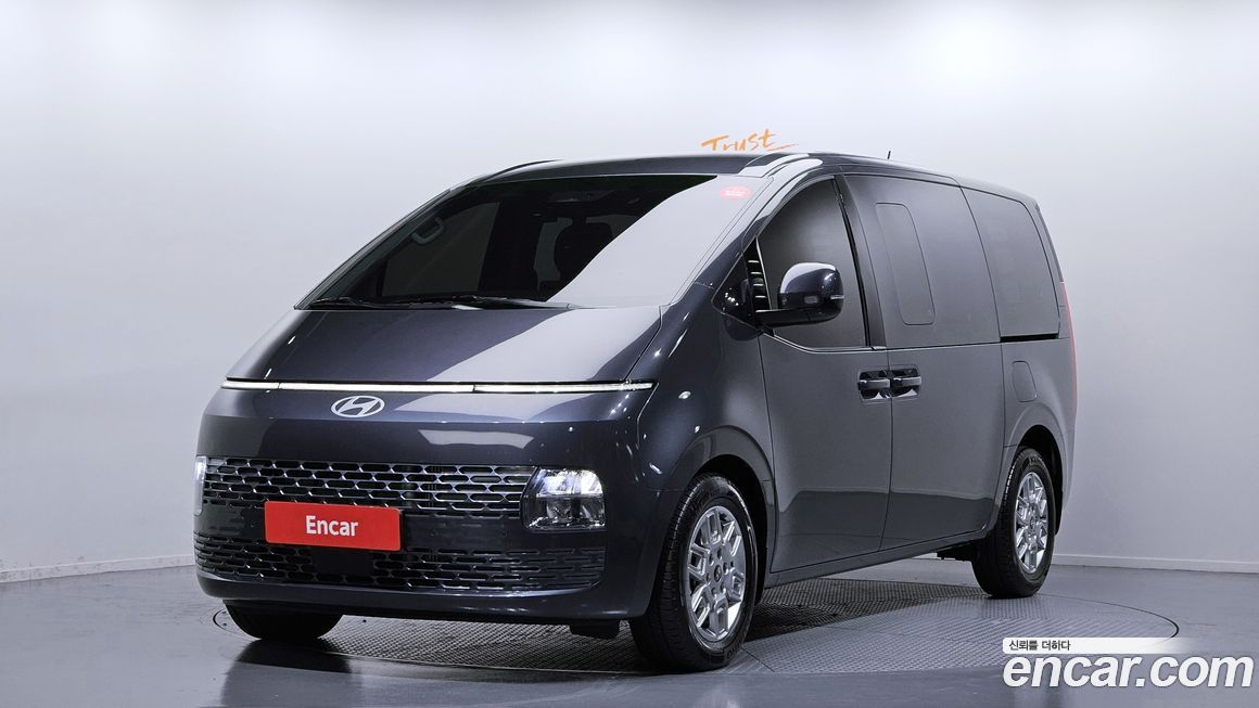 Hyundai Staria 2025