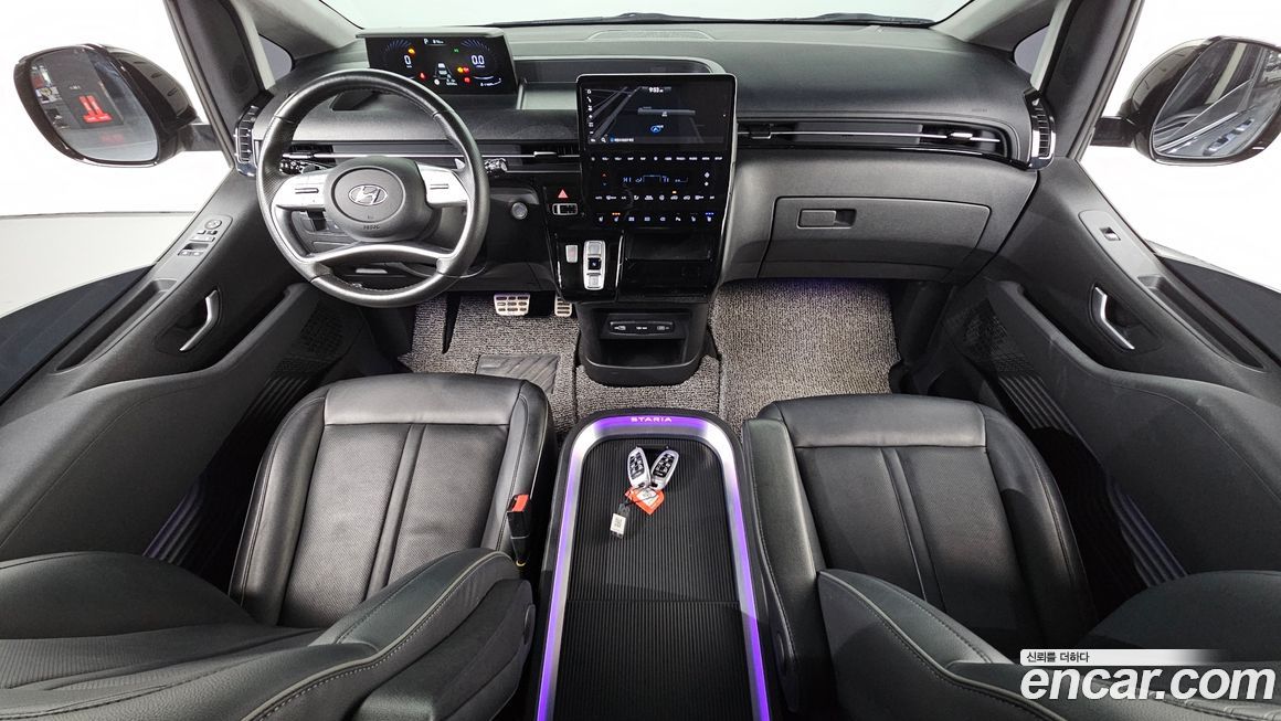 Hyundai Staria 2022