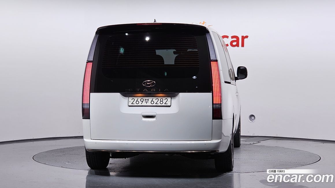 Hyundai Staria 2023