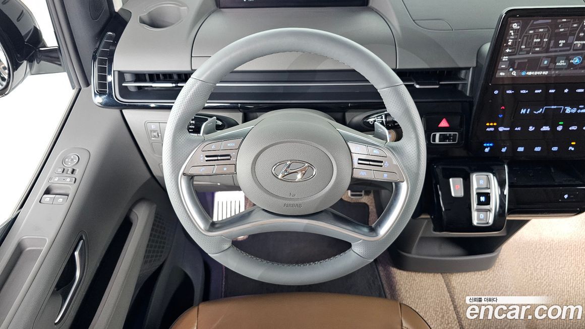 Hyundai Staria 2023