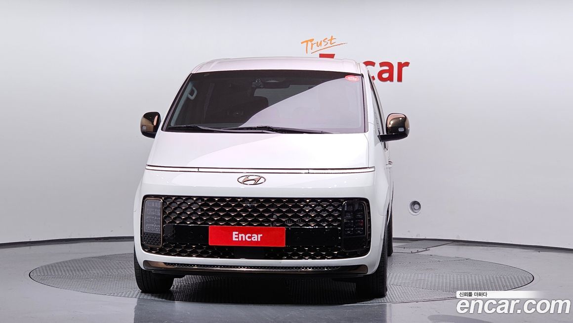 Hyundai Staria 2023