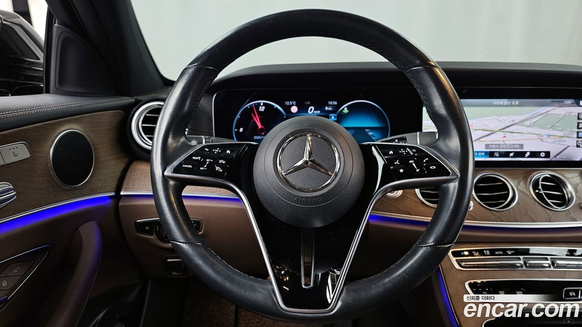 Mercedes-Benz E-Class 2021