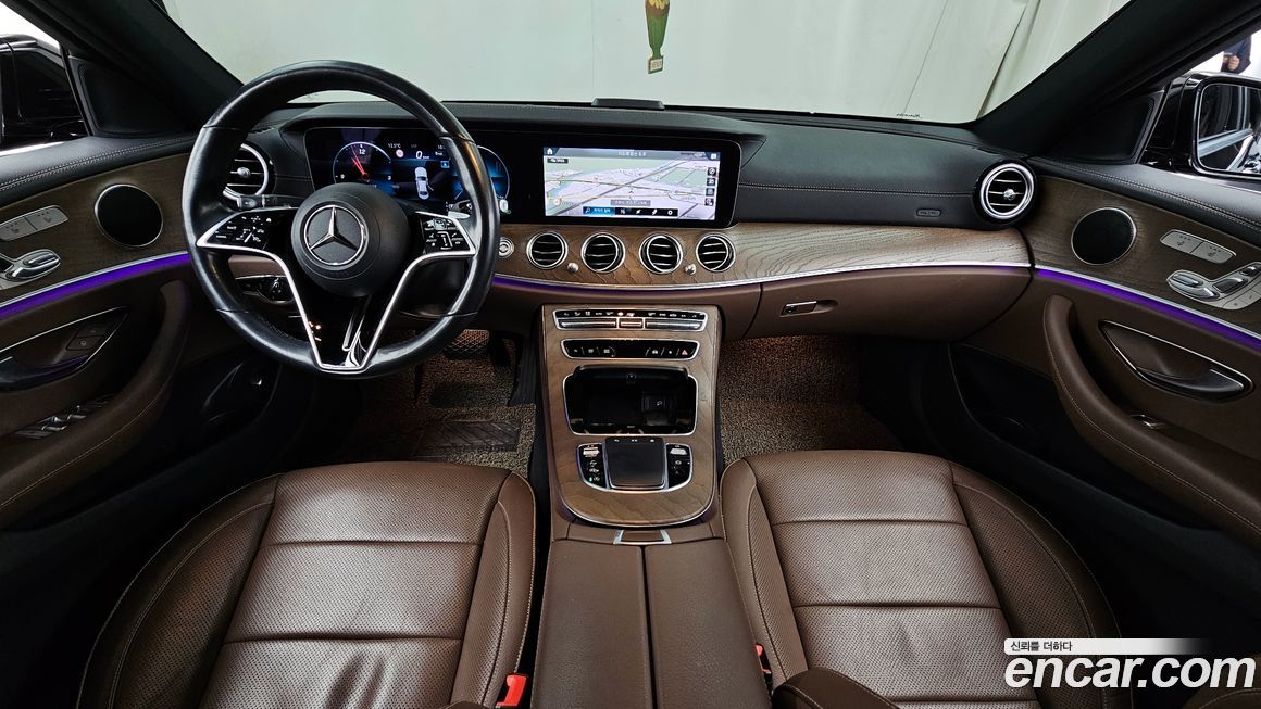 Mercedes-Benz E-Class 2021