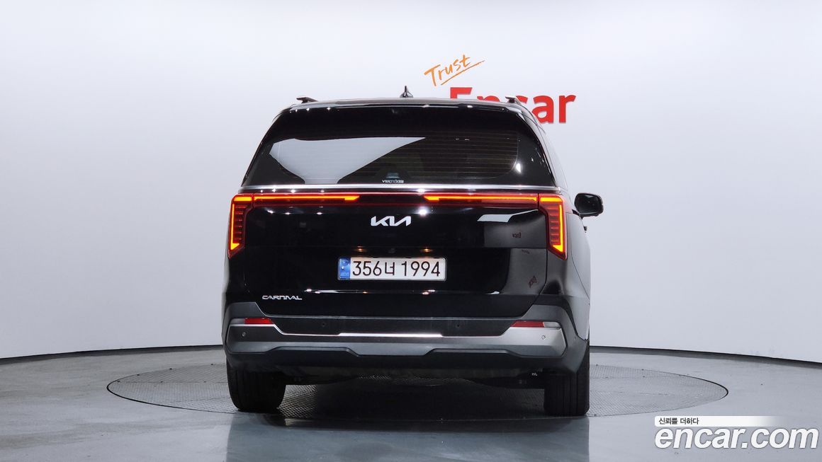 Kia Canival 2024