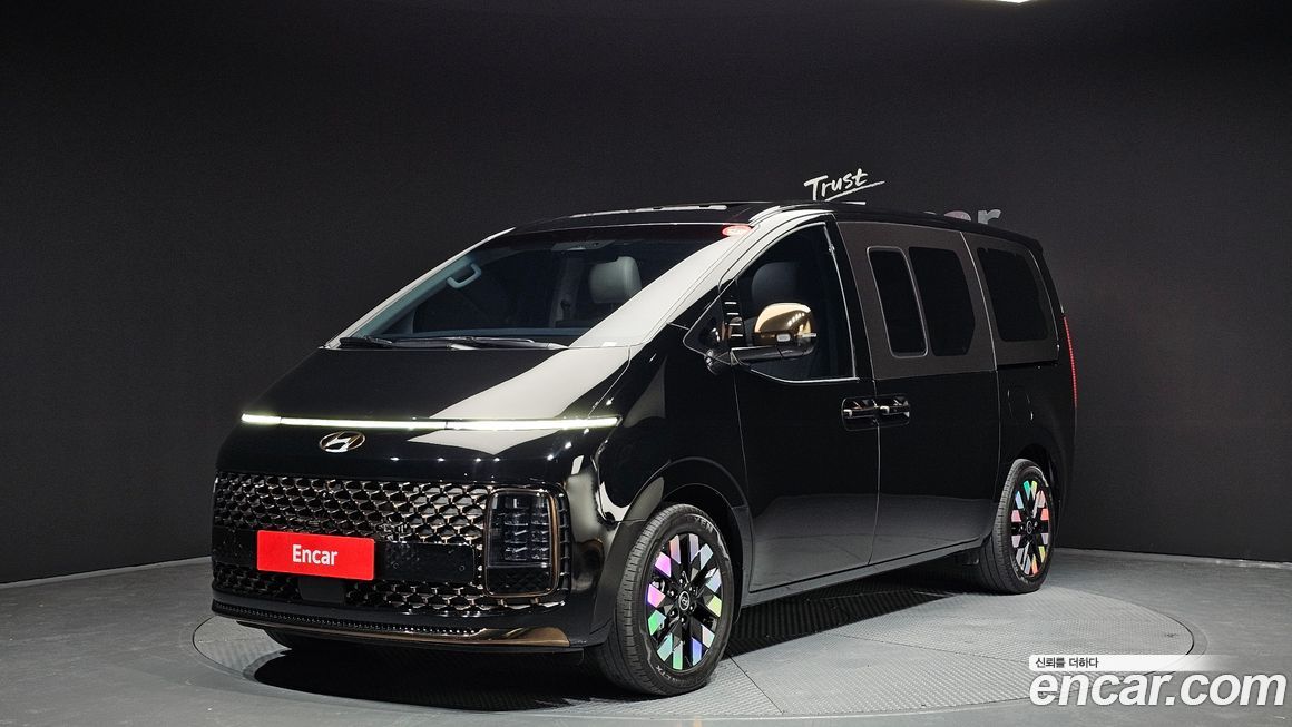 Hyundai Staria 2025