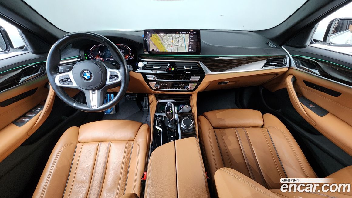 BMW 5-Series 2022