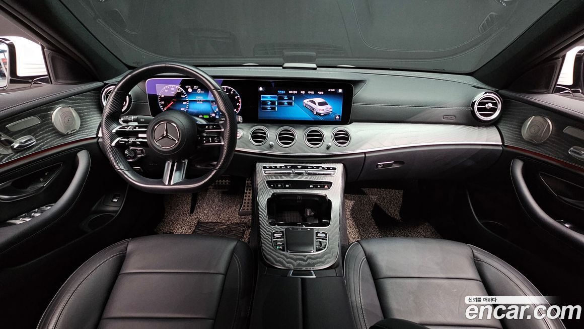 Mercedes-Benz E-Class 2021