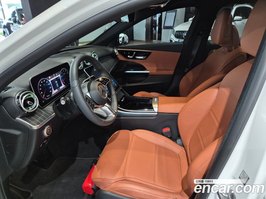 Mercedes-Benz C-Class 2025