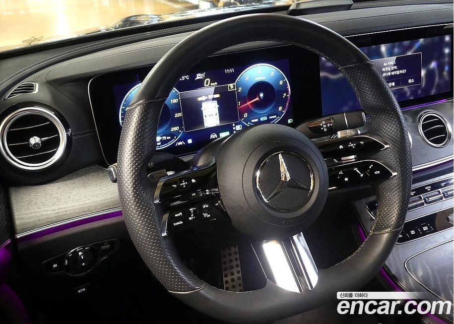 Mercedes-Benz E-Class 2022