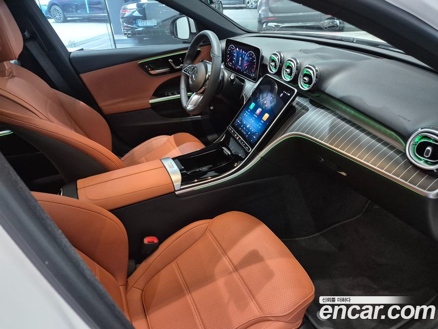 Mercedes-Benz C-Class 2025