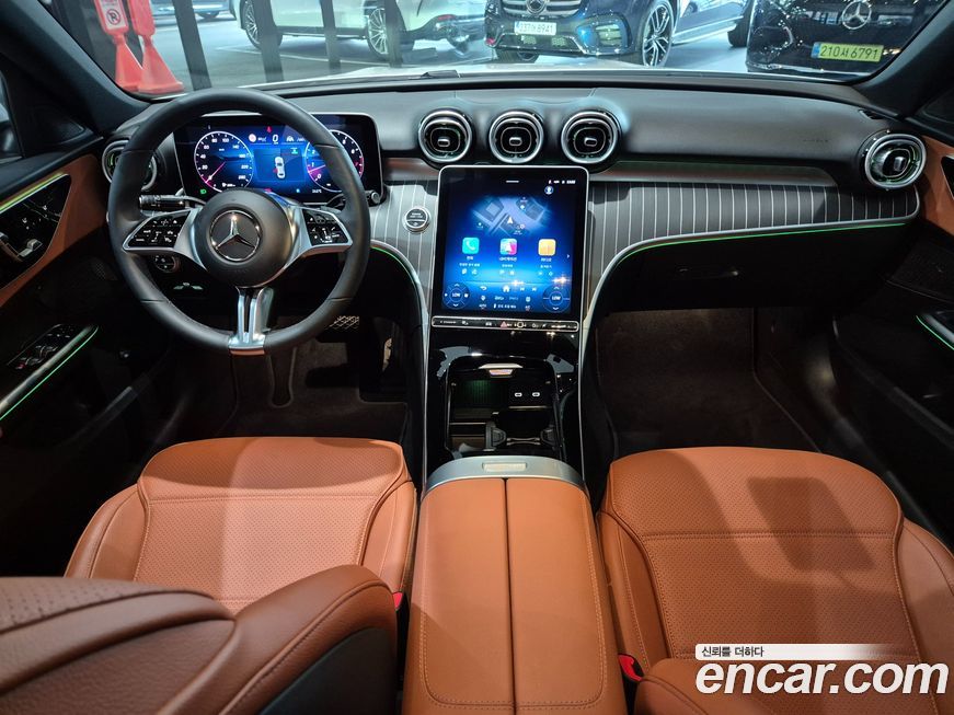 Mercedes-Benz C-Class 2025