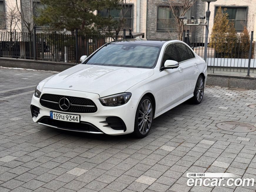 Mercedes-Benz E-Class 2022