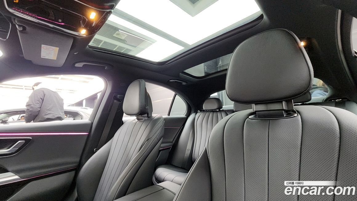 Mercedes-Benz E-Class 2025