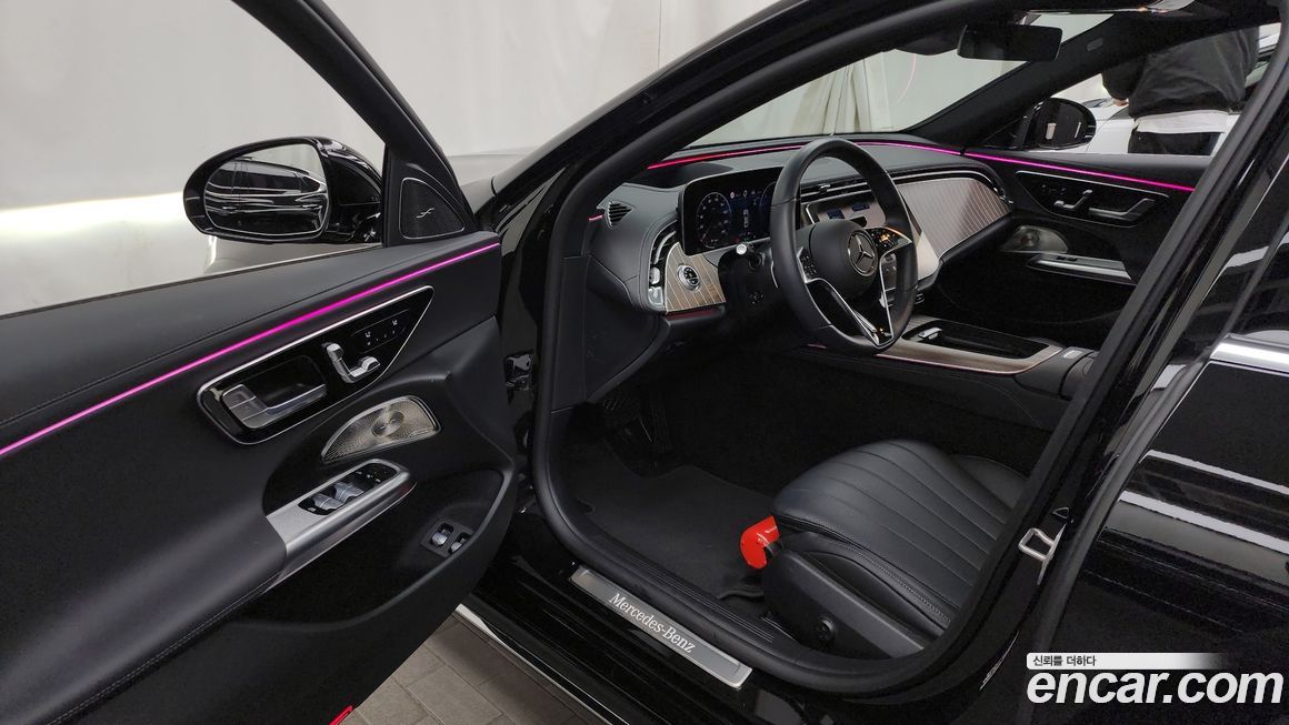 Mercedes-Benz E-Class 2025
