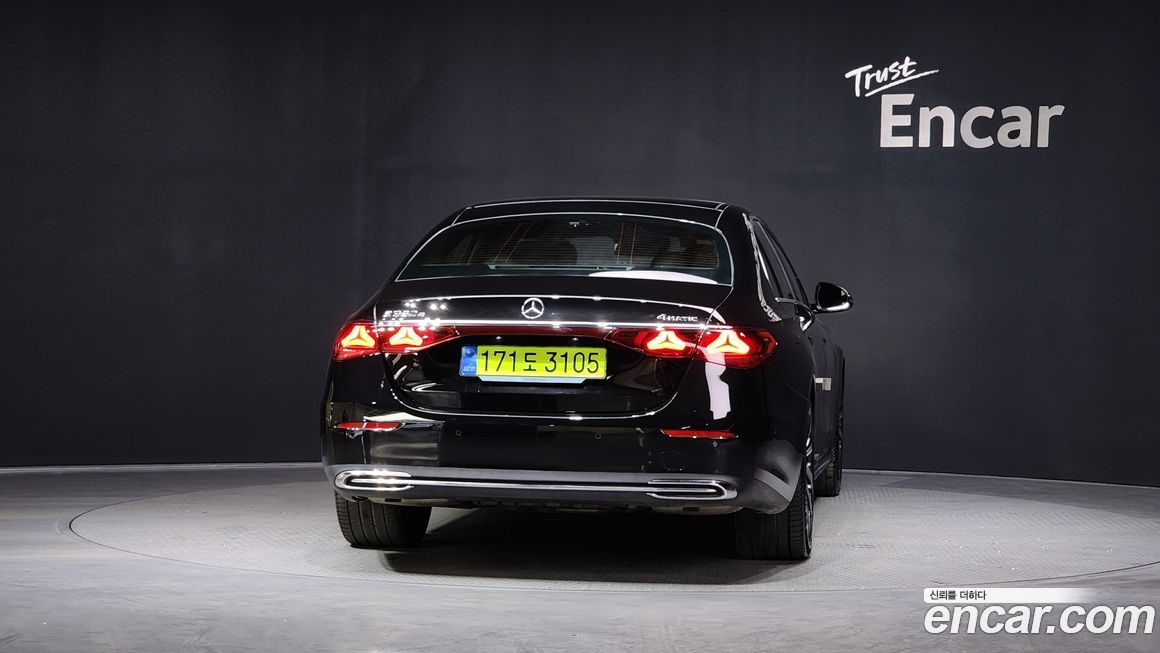 Mercedes-Benz E-Class 2025