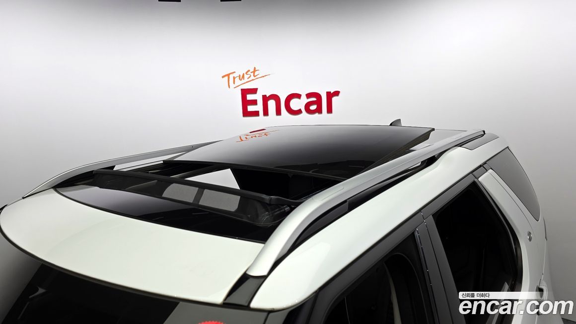 Land Rover Discovery 2020