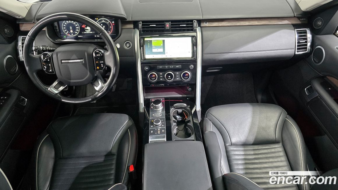 Land Rover Discovery 2020