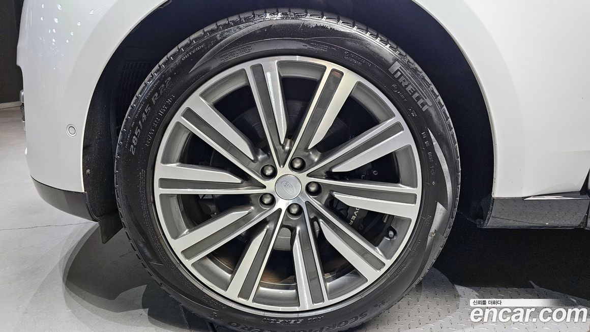 Land Rover Range Rover 2023