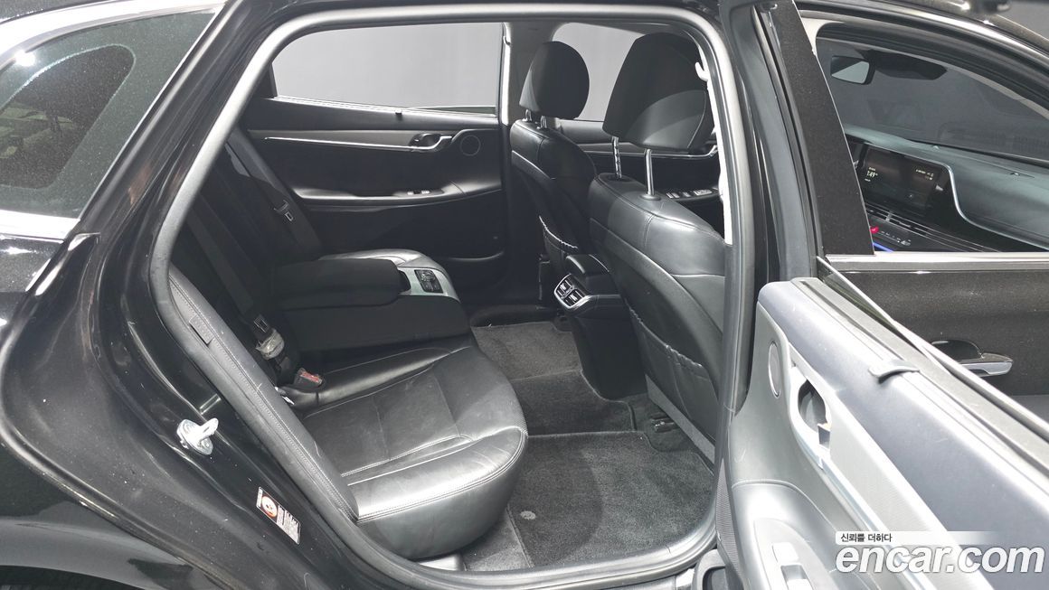 Hyundai Grandeur 2021