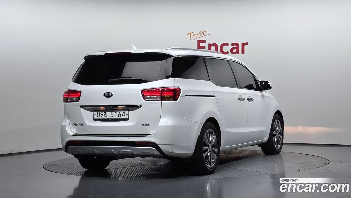 Kia Canival 2018