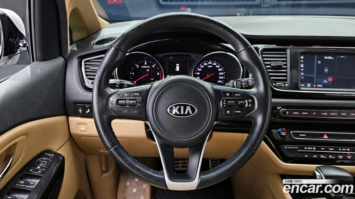 Kia Canival 2018