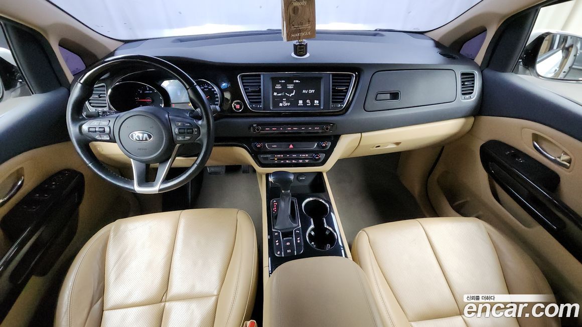 Kia Canival 2019