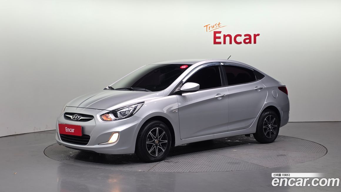 Hyundai Accent 2012