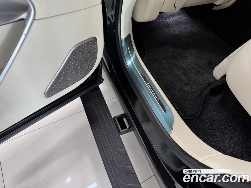 Land Rover Range Rover 2025