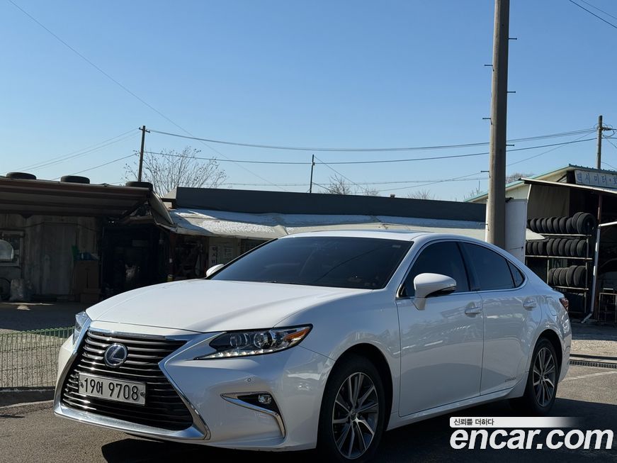Lexus ES 2018