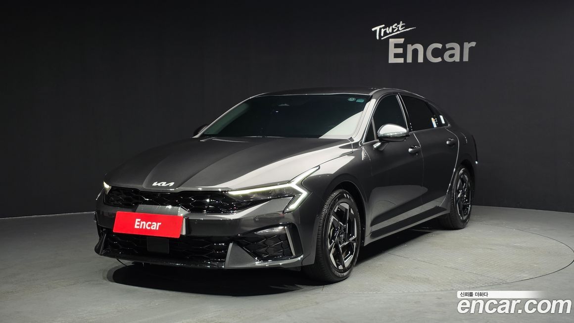 Kia K5 2025