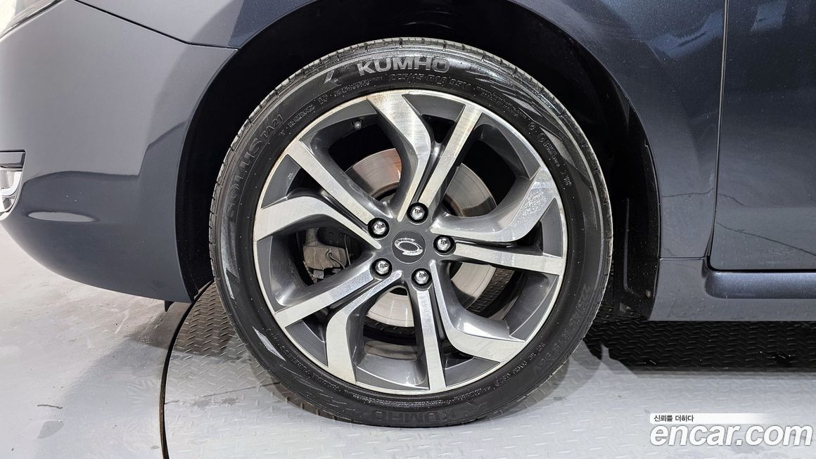 Renault-KoreaSamsung SM7 2012