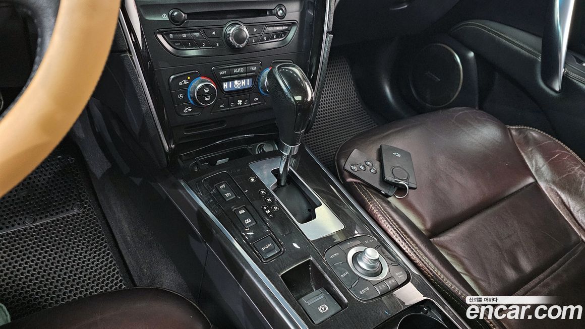 Renault-KoreaSamsung SM7 2012