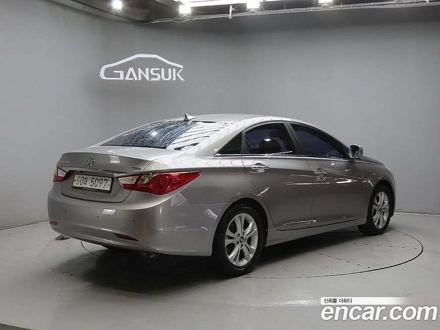 Hyundai Sonata 2012