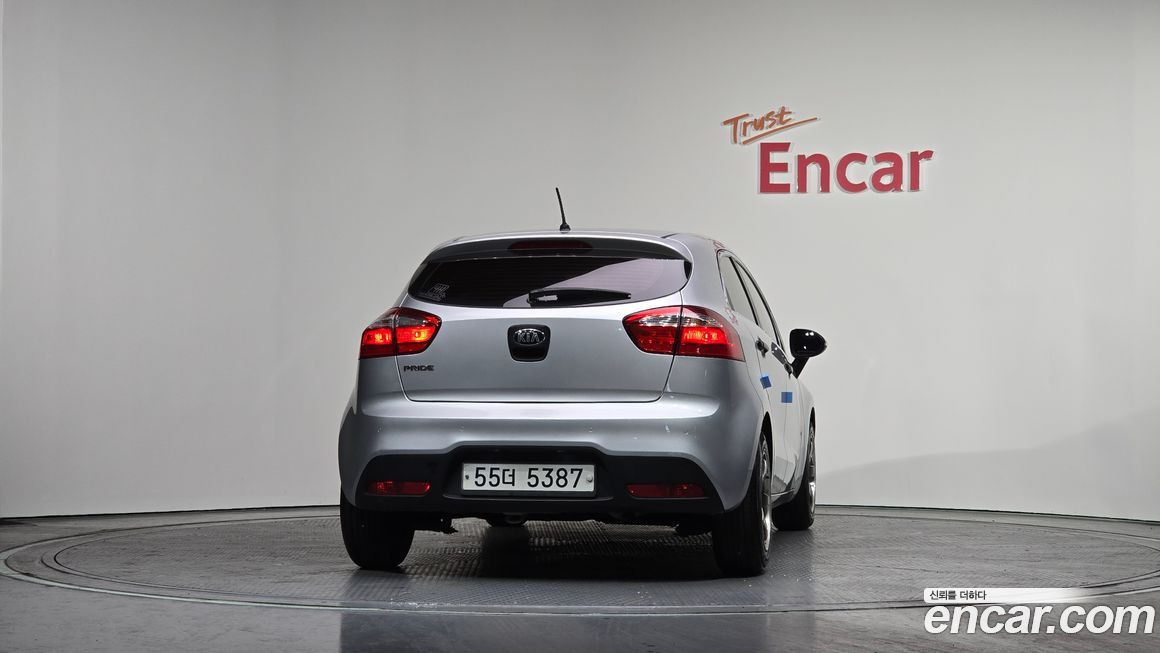 Kia pride 2014