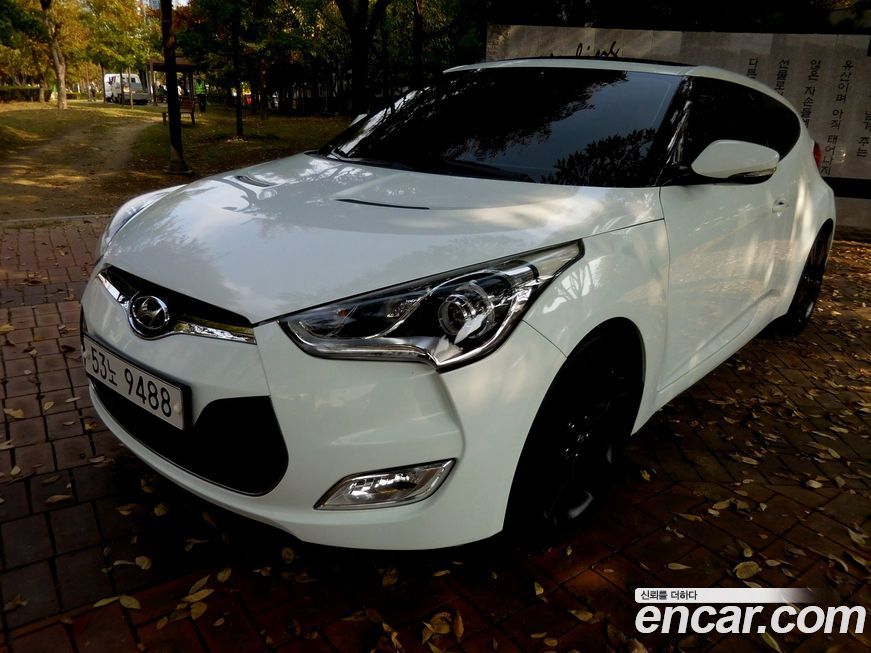 Hyundai Veloster 2012