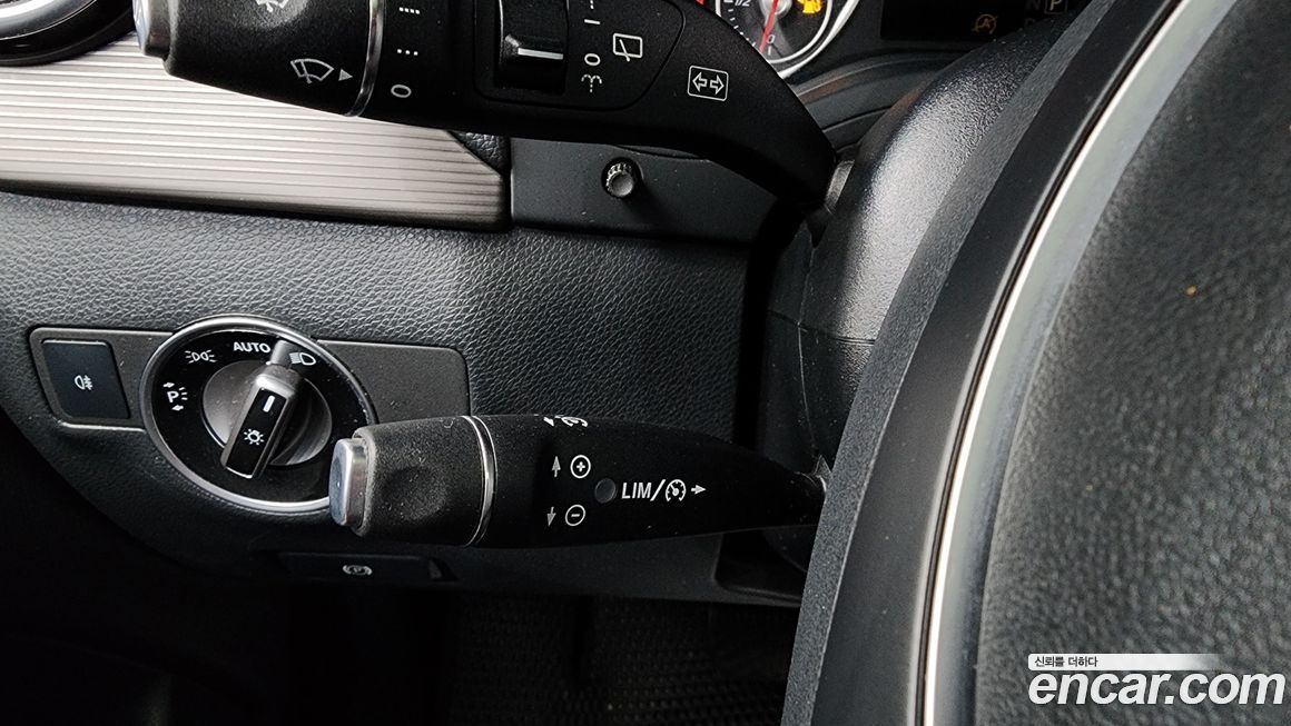 Mercedes-Benz B-Class 2016