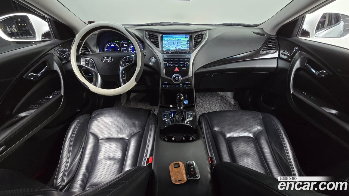 Hyundai Grandeur 2016